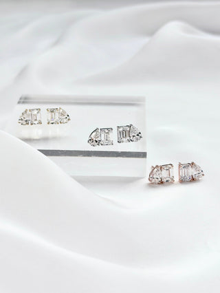 Toi et Moi Emerald & Pear Diamonds Earrings