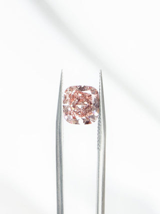 3.71 cts Cushion-cut Vivid Pink Lab Grown Diamond