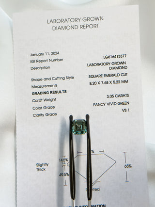 3.05cts Asscher-cut Vivid Green Lab Grown Diamond