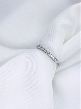 Single Band Diamond Ring