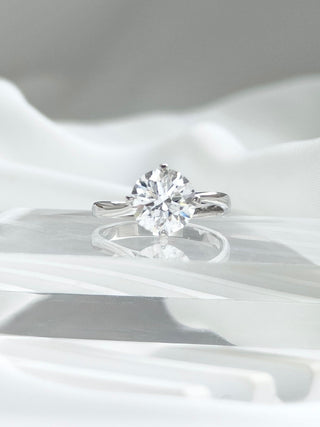 3.00cts 4 Prongs Solitaire Diamond Ring