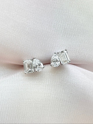 Toi et Moi Emerald & Pear Diamonds Earrings