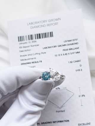 1.00cts Blue Round & 1.50cts Pear Diamond Toi Et Moi Ring