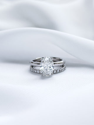 2.08cts Oval-cut Diamond Ring Set