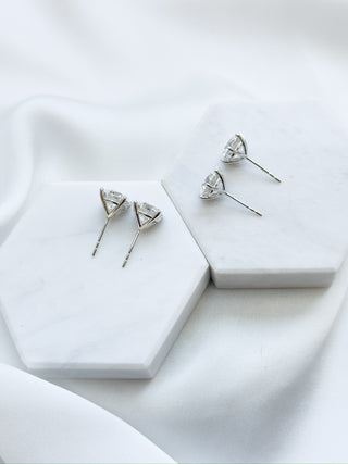 6-Prong Solitaire Round Martini Setting Earrings
