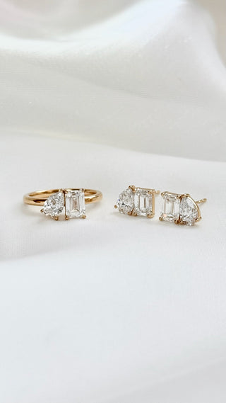Emerald & Pear Diamond Toi Et Moi Ring