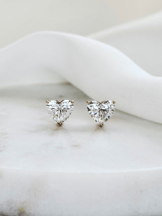 1.00cts Heart Earrings