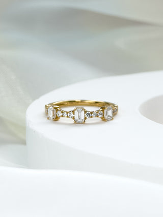 0.15ct Emerald Diamond Station Ring