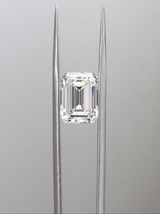 6.05cts Emerald-cut Diamond