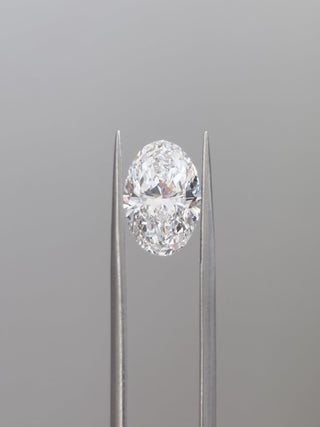 5.03cts Oval-cut Diamond